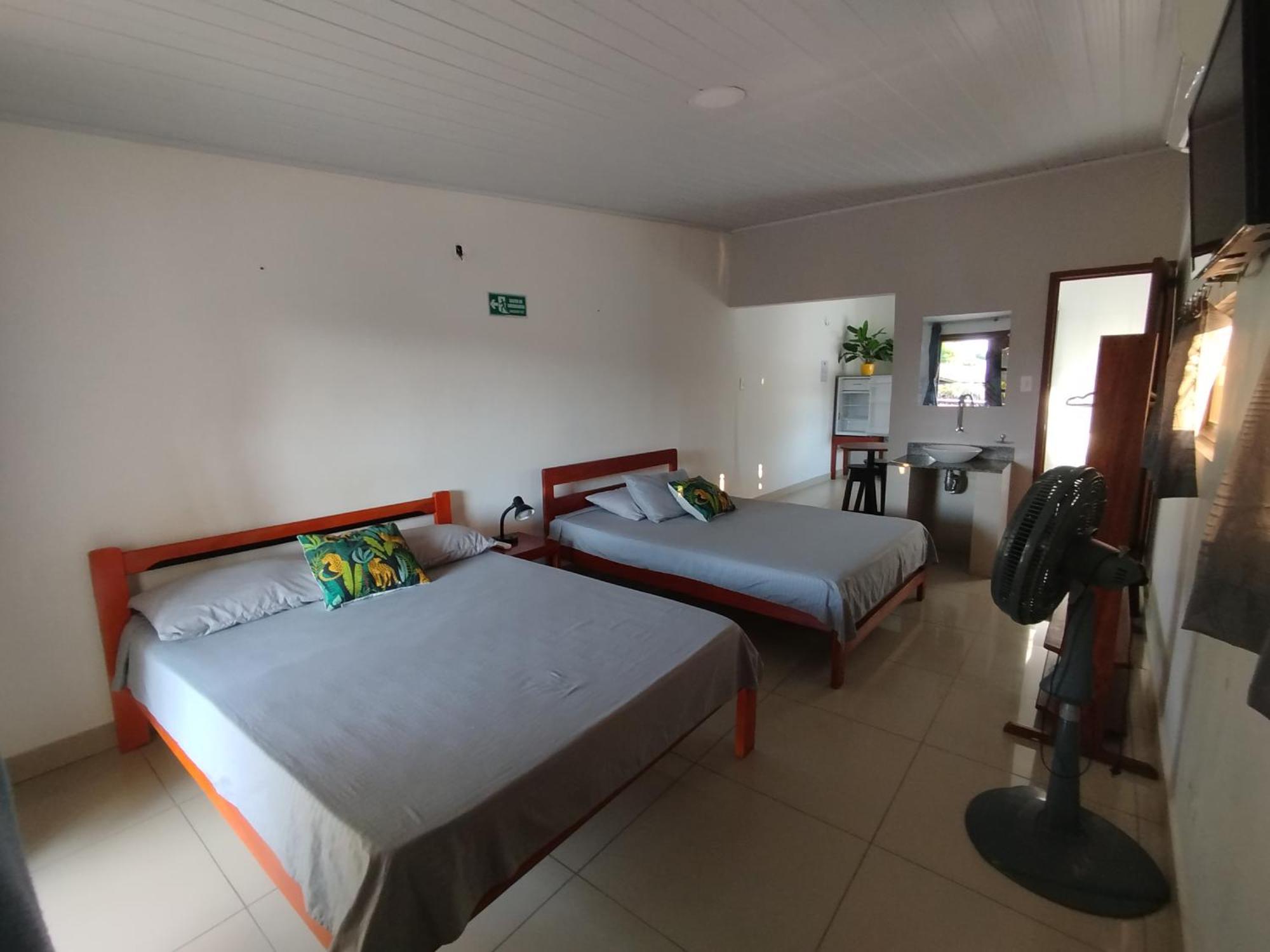 Kanaq Hotel Tours เลติเซีย ภายนอก รูปภาพ